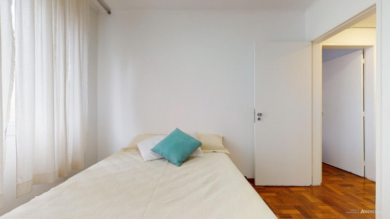 Imagem Imóvel com 3 Quartos à Venda, 122 m² em Auxiliadora - Porto Alegre Imagem Imóvel com 3 Quartos à Venda, 122 m² em Auxiliadora - Porto Alegre