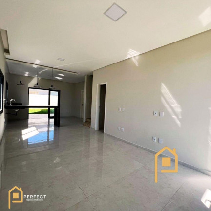 Imagem Casa com 3 Quartos à Venda, 180 m² em Condominio Residencial Malibú - Caçapava Imagem Casa com 3 Quartos à Venda, 180 m² em Condominio Residencial Malibú - Caçapava