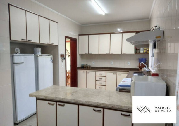 Imagem Casa com 5 Quartos à Venda, em Bosque Dos Eucaliptos - São José Dos Campos Imagem Casa com 5 Quartos à Venda, em Bosque Dos Eucaliptos - São José Dos Campos
