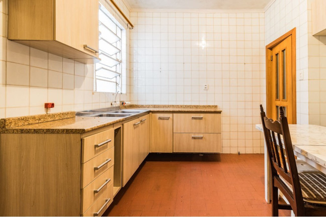 Imagem Imóvel com 2 Quartos à Venda, 64 m² em Vila Ipiranga - Porto Alegre Imagem Imóvel com 2 Quartos à Venda, 64 m² em Vila Ipiranga - Porto Alegre