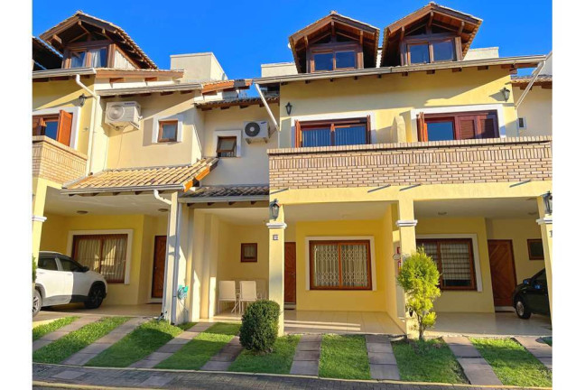 Casa de Condomínio com 3 Quartos à Venda, 186 m² em Cavalhada - Porto Alegre