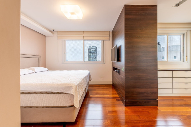 Imagem Apartamento com 3 Quartos à Venda, 112 m² em Petrópolis - Porto Alegre Imagem Apartamento com 3 Quartos à Venda, 112 m² em Petrópolis - Porto Alegre