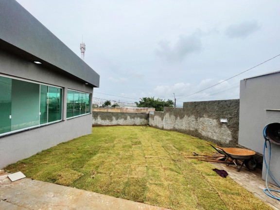 Imagem Casa com 3 Quartos à Venda, 220 m² em Arniqueiras - Brasilia Imagem Casa com 3 Quartos à Venda, 220 m² em Arniqueiras - Brasilia