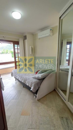 Imagem Casa com 3 Quartos à Venda, 335 m² em Canto Grande - Bombinhas Imagem Casa com 3 Quartos à Venda, 335 m² em Canto Grande - Bombinhas