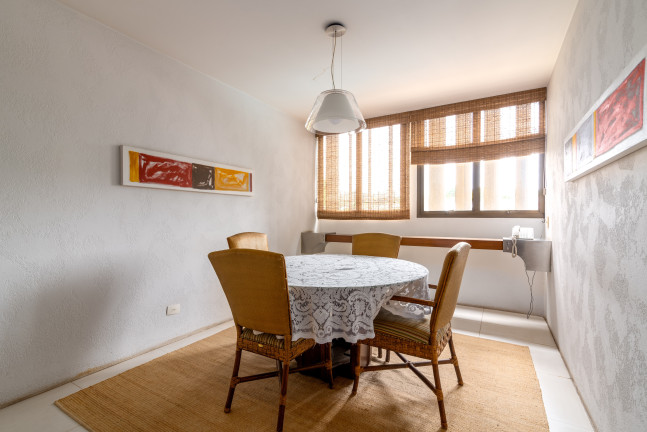 Imagem Casa com 4 Quartos para Alugar, 885 m² em Pacaembu - São Paulo