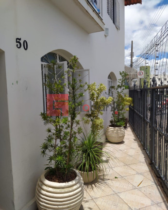 Imagem Casa com 3 Quartos à Venda, 250 m² em Centro - Montes Claros Imagem Casa com 3 Quartos à Venda, 250 m² em Centro - Montes Claros