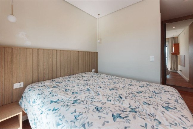 Imagem Imóvel com 3 Quartos à Venda, em Saúde - São Paulo Imagem Imóvel com 3 Quartos à Venda, em Saúde - São Paulo