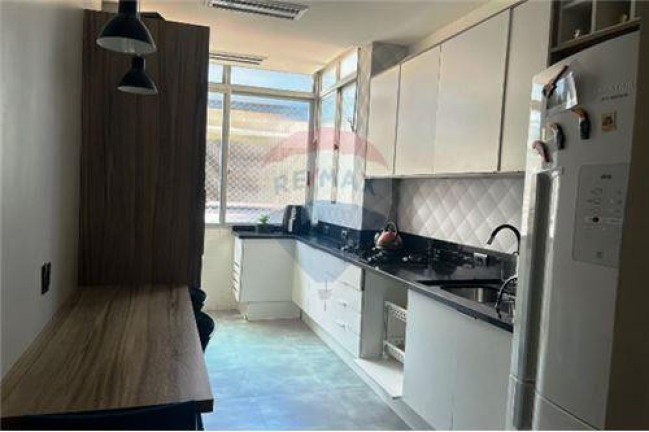 Imagem Imóvel com 2 Quartos à Venda, em Praia De Belas - Porto Alegre Imagem Imóvel com 2 Quartos à Venda, em Praia De Belas - Porto Alegre