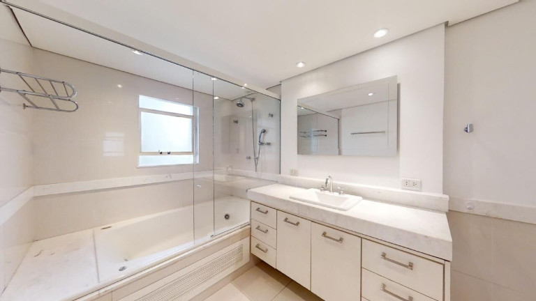 Imagem Apartamento com 4 Quartos à Venda, 251 m² em Itaim Bibi - São Paulo Imagem Apartamento com 4 Quartos à Venda, 251 m² em Itaim Bibi - São Paulo