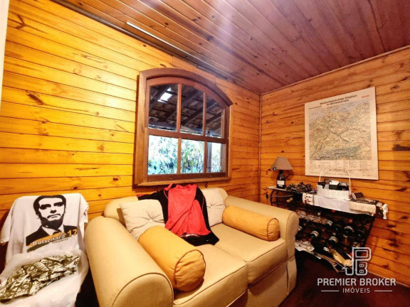 Imagem Casa com 4 Quartos à Venda, 300 m² em Albuquerque - Teresópolis Imagem Casa com 4 Quartos à Venda, 300 m² em Albuquerque - Teresópolis