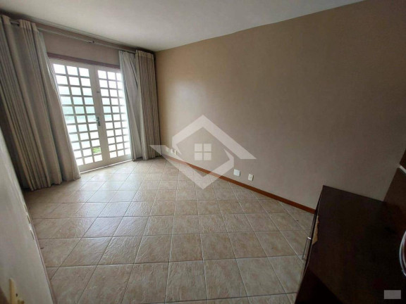 Imagem Casa com 5 Quartos à Venda, 200 m² em Campo Grande - Rio De Janeiro