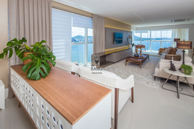 Imagem Apartamento com 4 Quartos à Venda,  em Centro - Balneário Camboriú
