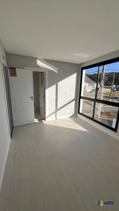 Imagem Sobrado com 4 Quartos à Venda, 244 m² em Terras Altas - Camboriú Imagem Sobrado com 4 Quartos à Venda, 244 m² em Terras Altas - Camboriú