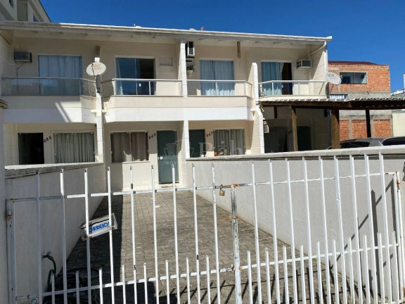Imagem Sobrado com 2 Quartos à Venda, 71 m² em Centro - Camboriú
