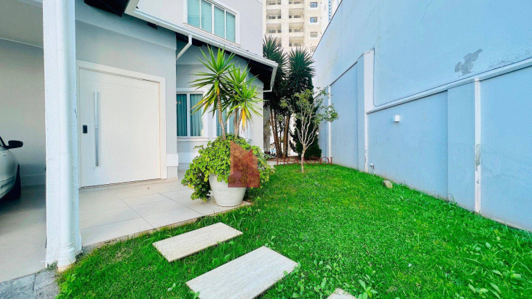 Imagem Casa com 4 Quartos à Venda, 381 m² em Vila Operária - Itajaí Imagem Casa com 4 Quartos à Venda, 381 m² em Vila Operária - Itajaí
