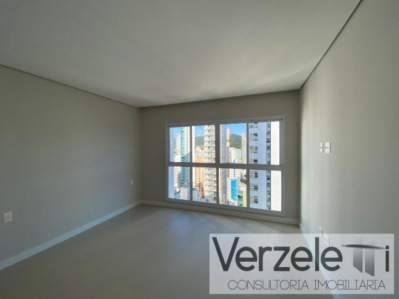 Imagem Apartamento com 4 Quartos à Venda, 160 m² em Pioneiros - Balneário Camboriú