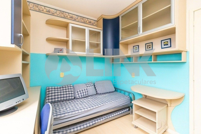Imagem Imóvel com 4 Quartos à Venda, 290 m² em Jardim Lindóia - Porto Alegre Imagem Imóvel com 4 Quartos à Venda, 290 m² em Jardim Lindóia - Porto Alegre