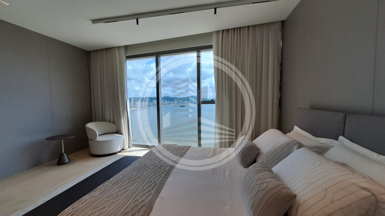 Imagem Apartamento com 4 Quartos à Venda, 230 m² em Centro - Balneário Camboriú Imagem Apartamento com 4 Quartos à Venda, 230 m² em Centro - Balneário Camboriú
