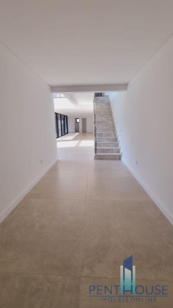 Imagem Casa com 4 Quartos à Venda, 234 m² em Santa Regina - Camboriú Imagem Casa com 4 Quartos à Venda, 234 m² em Santa Regina - Camboriú