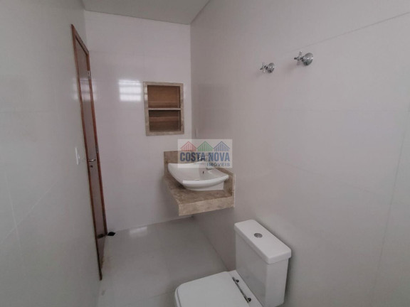 Imagem Casa com 2 Quartos à Venda, 70 m²