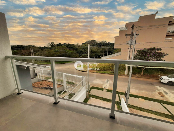 Imagem Casa com 2 Quartos à Venda, 91 m²