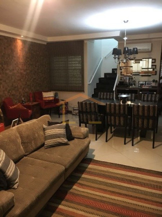 Sobrado com 3 Quartos à Venda, 145 m² em Parada Inglesa - São Paulo