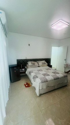 Imagem Casa com 4 Quartos à Venda, 328 m² em Ponta Negra - Manaus Imagem Casa com 4 Quartos à Venda, 328 m² em Ponta Negra - Manaus