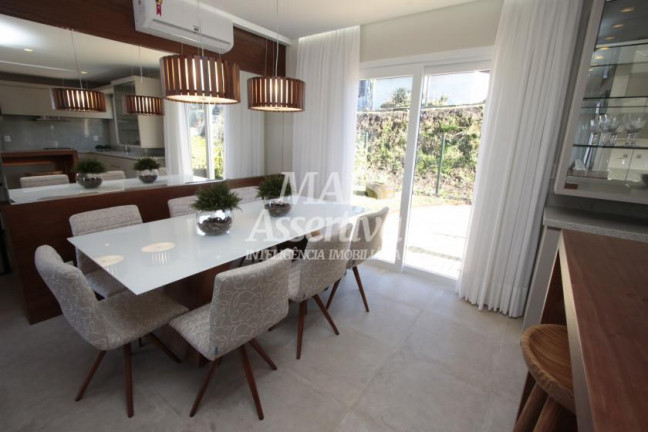 Imagem Casa com 2 Quartos à Venda, 106 m² em Centro - Canela Imagem Casa com 2 Quartos à Venda, 106 m² em Centro - Canela