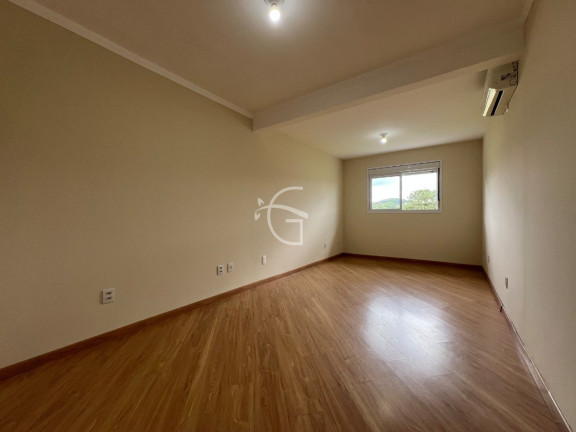 Imagem Casa com 3 Quartos à Venda,  em Bom Retiro - Joinville