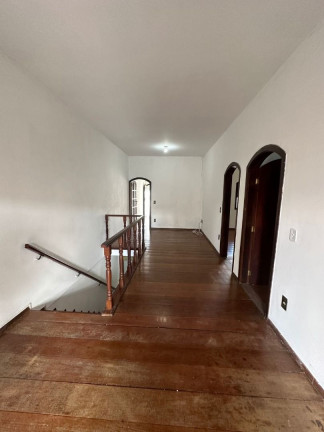 Imagem Sobrado com 3 Quartos para Alugar, 287 m² em Centro - Jacareí