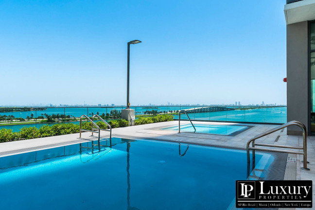 Imagem Apartamento com 3 Quartos à Venda, 200 m² em Miami Design District - Miami Imagem Apartamento com 3 Quartos à Venda, 200 m² em Miami Design District - Miami
