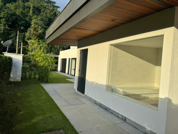 Imagem Casa de Condomínio com 7 Quartos à Venda, 1.900 m² em Centro - Mangaratiba