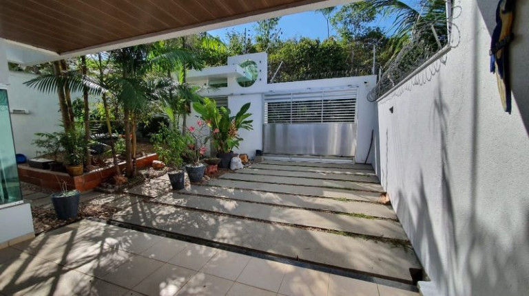 Imagem Casa com 3 Quartos à Venda, 123 m² em Tarumã - Manaus Imagem Casa com 3 Quartos à Venda, 123 m² em Tarumã - Manaus