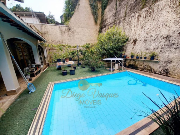 Imagem Casa com 3 Quartos à Venda, 600 m² em Várzea - Teresópolis Imagem Casa com 3 Quartos à Venda, 600 m² em Várzea - Teresópolis