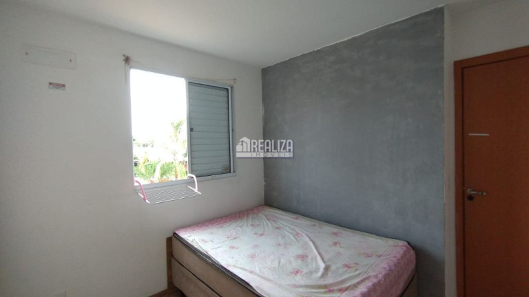 Imagem Apartamento com 2 Quartos para Alugar, 50 m² em Recreio Dos Bandeirantes - Uberaba Imagem Apartamento com 2 Quartos para Alugar, 50 m² em Recreio Dos Bandeirantes - Uberaba