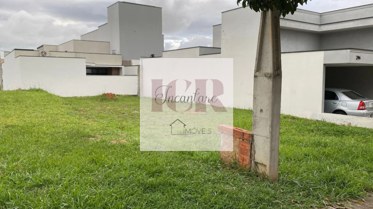Terreno em Condomínio à Venda, 160 m² em Cajuru Do Sul - Sorocaba