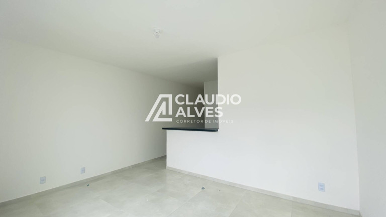 Imagem Casa com 2 Quartos à Venda, 65 m² em Bairro Conceição - Feira De Santana Imagem Casa com 2 Quartos à Venda, 65 m² em Bairro Conceição - Feira De Santana