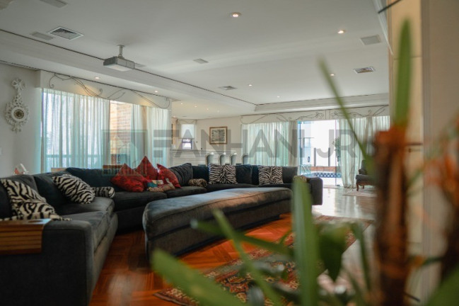 Imagem Imóvel com 4 Quartos à Venda, 770 m² em Jardim Paulista - São Paulo Imagem Imóvel com 4 Quartos à Venda, 770 m² em Jardim Paulista - São Paulo