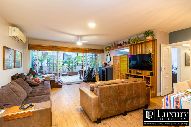 Imagem Apartamento com 3 Quartos à Venda, 220 m² em Cerqueira César - São Paulo Imagem Apartamento com 3 Quartos à Venda, 220 m² em Cerqueira César - São Paulo