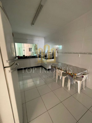 Imagem Sobrado com 4 Quartos à Venda, 180 m² em Parque Industrial - São José Dos Campos Imagem Sobrado com 4 Quartos à Venda, 180 m² em Parque Industrial - São José Dos Campos