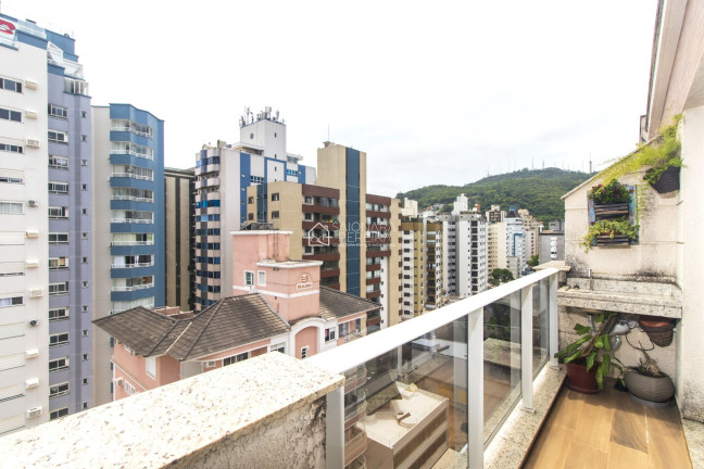 Imagem Apartamento com 3 Quartos à Venda, 102 m² em Centro - Florianópolis