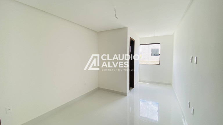 Imagem Casa com 4 Quartos à Venda, 137 m² em Sim - Feira De Santana Imagem Casa com 4 Quartos à Venda, 137 m² em Sim - Feira De Santana