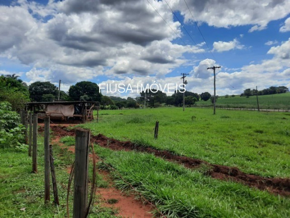 Imagem Imóvel com 4 Quartos à Venda, em Rural - Rifaina Imagem Imóvel com 4 Quartos à Venda, em Rural - Rifaina