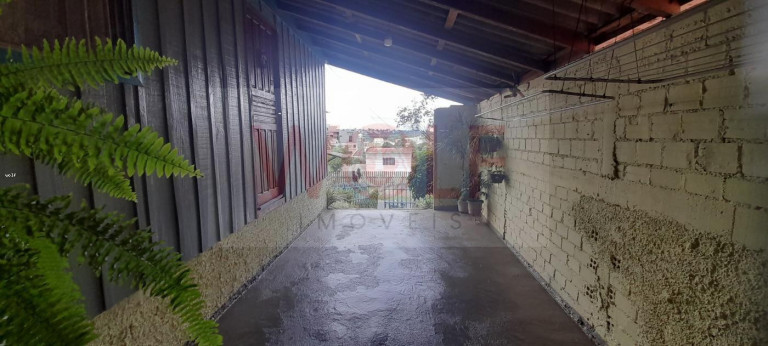 Imagem Sobrado com 2 Quartos à Venda, 385 m² em Tanguá - Almirante Tamandaré Imagem Sobrado com 2 Quartos à Venda, 385 m² em Tanguá - Almirante Tamandaré