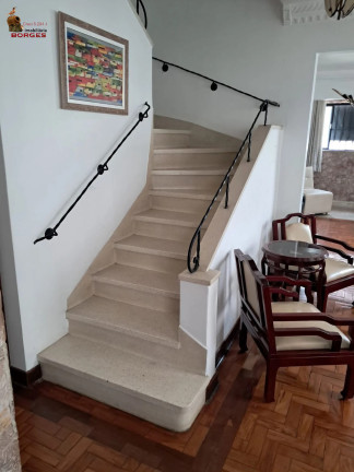 Imagem Casa com 3 Quartos à Venda, 330 m² em Mirandópolis - São Paulo