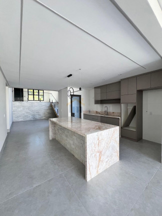 Imagem Casa com 3 Quartos à Venda, 197 m² em Jardins Nápoles - Senador Canedo