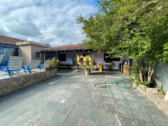 Casa com 2 Quartos à Venda,  em Maracanã - Praia Grande