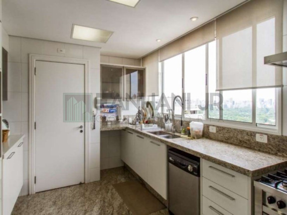 Imagem Imóvel com 3 Quartos à Venda, 350 m² em Cerqueira César - São Paulo