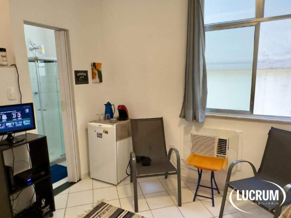 Imagem Imóvel com 1 Quarto à Venda, 20 m² em Copacabana - Rio De Janeiro Imagem Imóvel com 1 Quarto à Venda, 20 m² em Copacabana - Rio De Janeiro