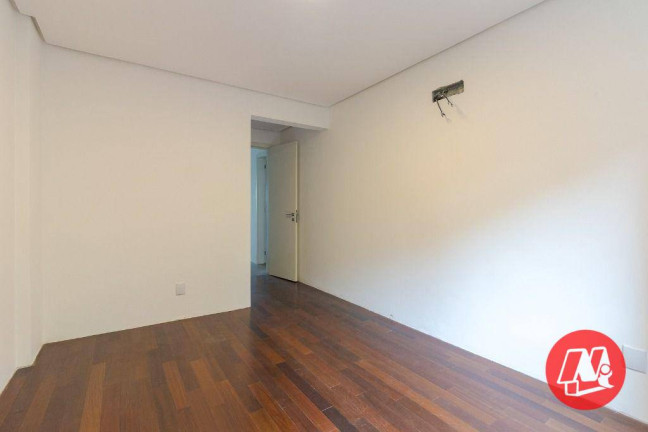 Imagem Apartamento com 3 Quartos à Venda, 315 m² em Cristal - Porto Alegre Imagem Apartamento com 3 Quartos à Venda, 315 m² em Cristal - Porto Alegre